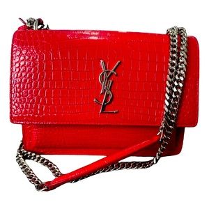 YSL SUNSET MEDIUM CHAIN BAG IN CROCODILE-EMBOSSED SHINY LEATHER
